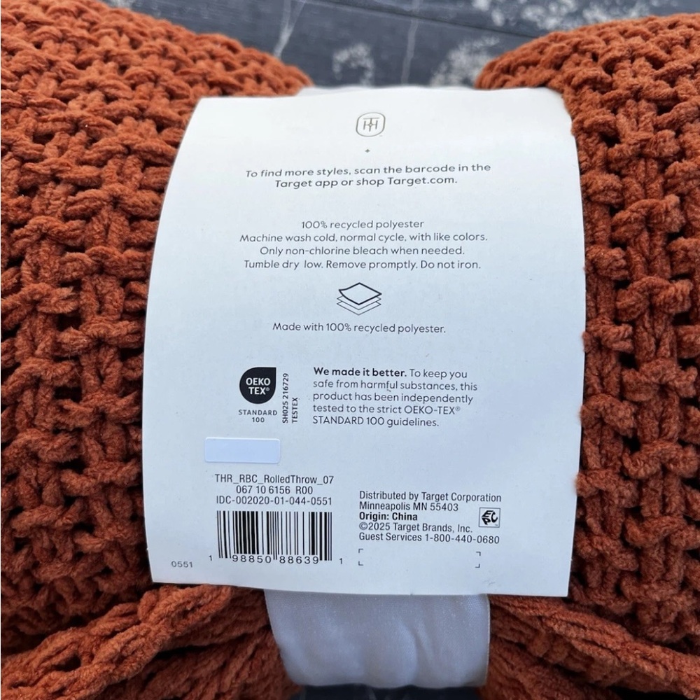 Chenille Pumpkin Spice Throw Size FULL Threshold - Picture 3 of 4